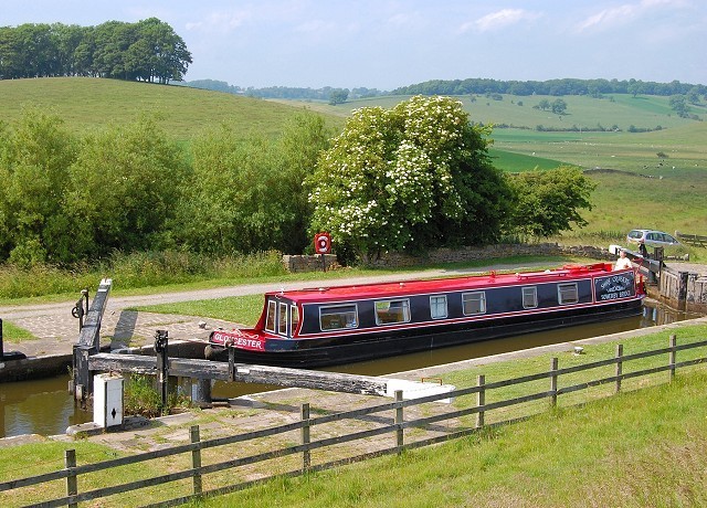 Northern England canal holidays